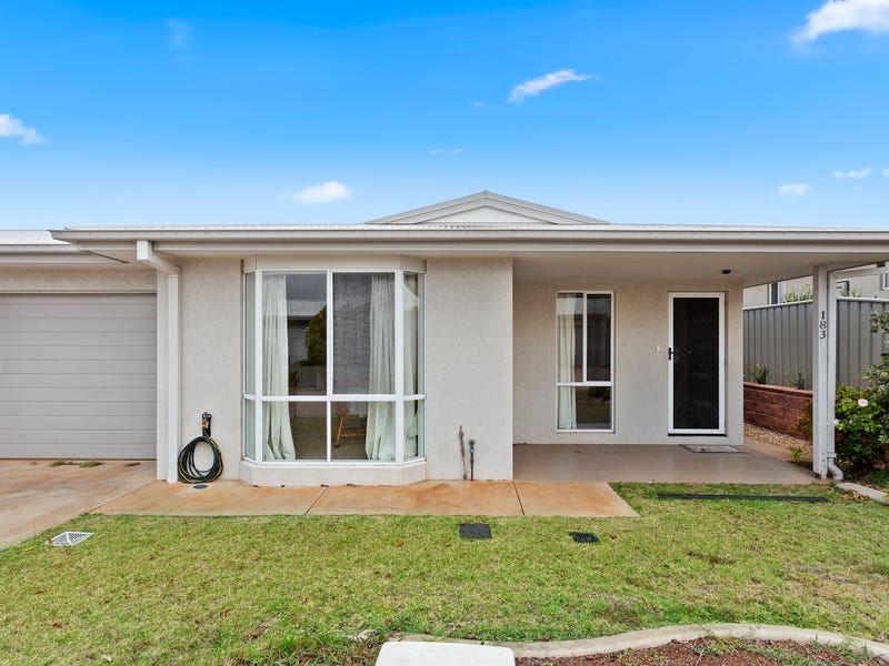 Palm Lake Resort Toowoomba Retirement Living at 97161 Hogg Street