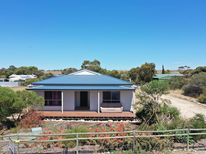 18 Esther Lane, Port Julia, SA 5580