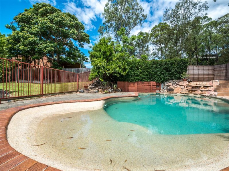 43 Stretton Drive, Helensvale, Qld 4212 Property Details
