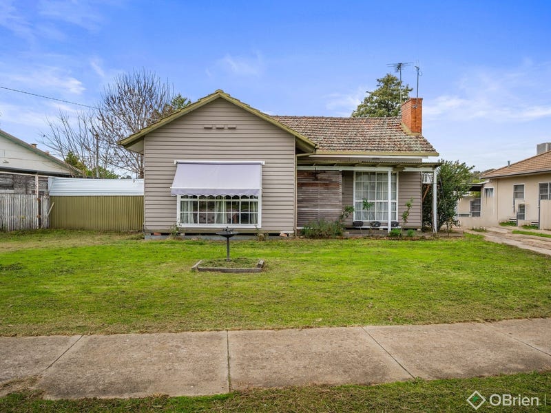 35 Burke Street, Wangaratta, Vic 3677 House for Sale