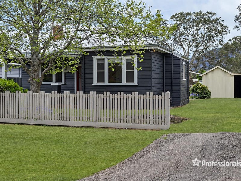 6466 Skene Street, Dunkeld, Vic 3294 Property Details