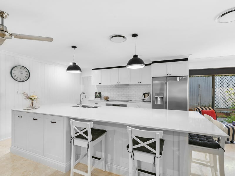 21 Cypress Street, Redland Bay, QLD 4165