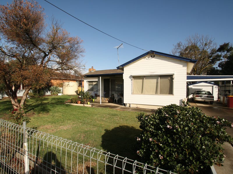 15 Read Street, Coleraine, Vic 3315 Property Details