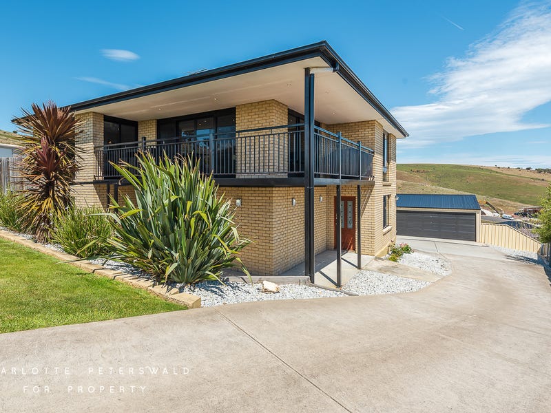 4 Endeavour Court, Tranmere, Tas 7018 Property Details