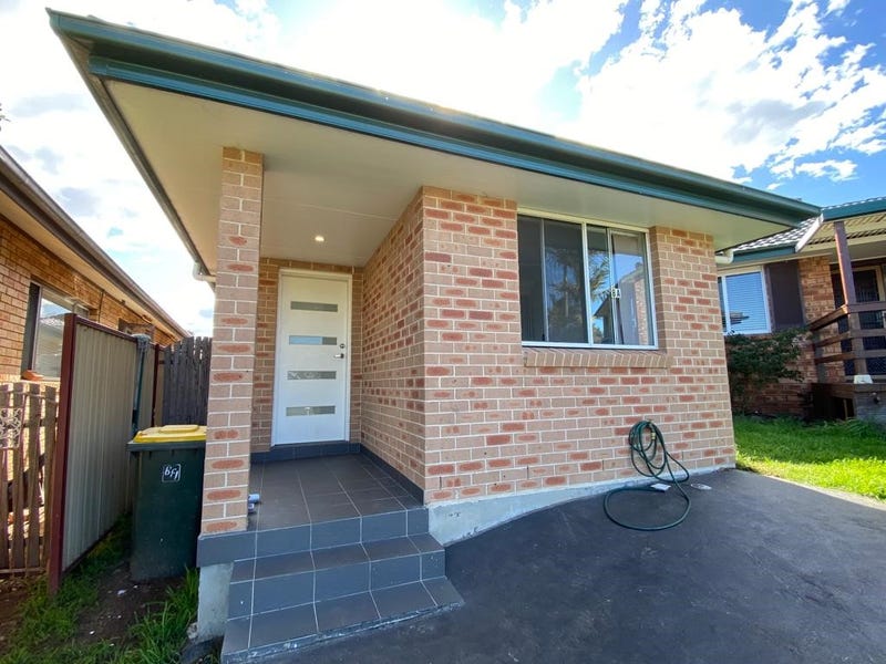 8A Iona Place, St Andrews, NSW 2566