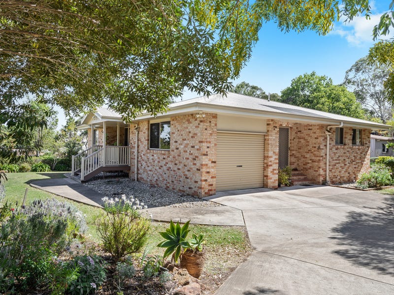 11 Graman Street, Kingsthorpe, Qld 4400 Property Details