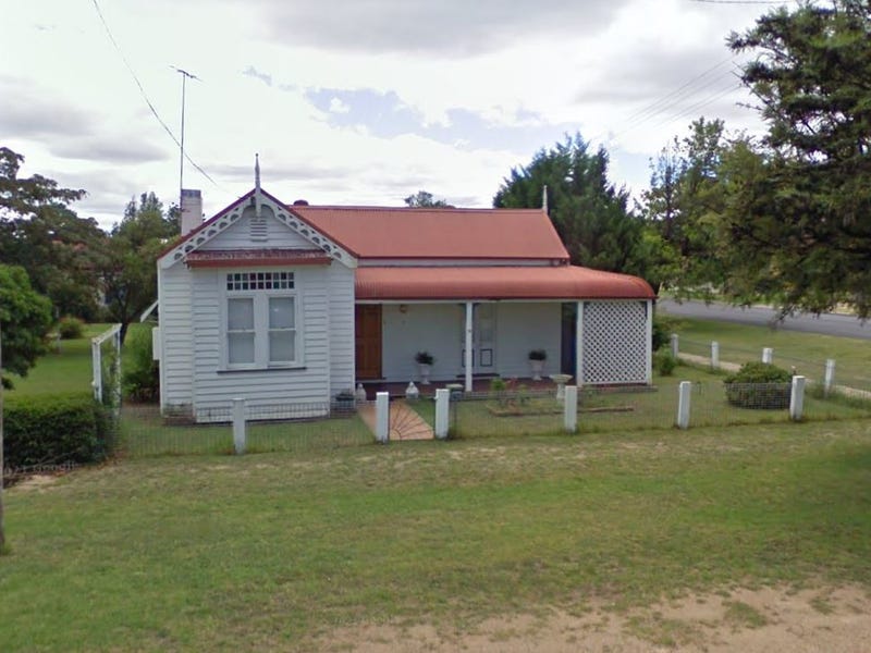 74 Lawrence Street, Inverell, NSW 2360 Property Details