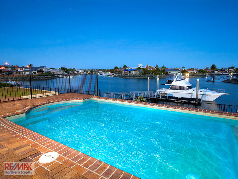 32 AURORA PL, Newport, Qld 4020 Property Details