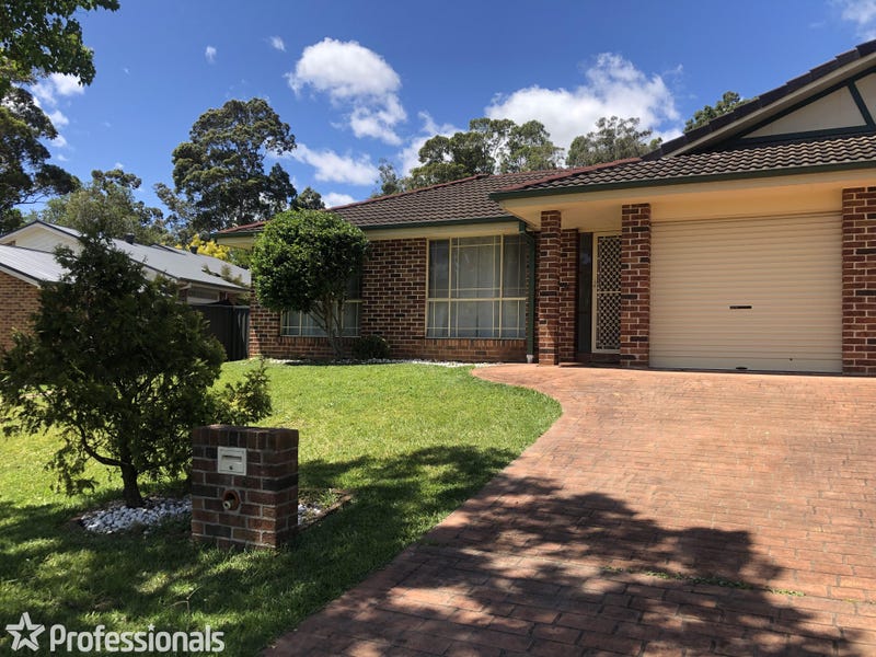 74 Jasmine Drive, Bomaderry, NSW 2541
