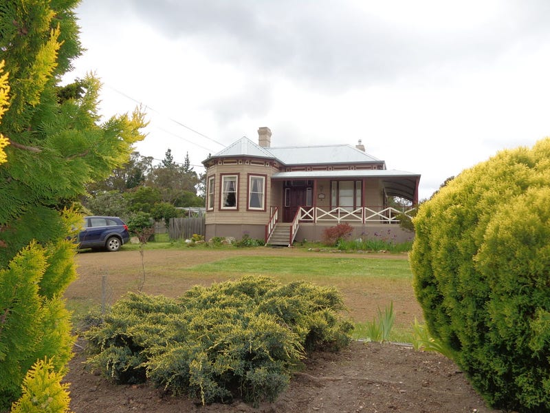 151 Church Road, Barnes Bay, Tas 7150