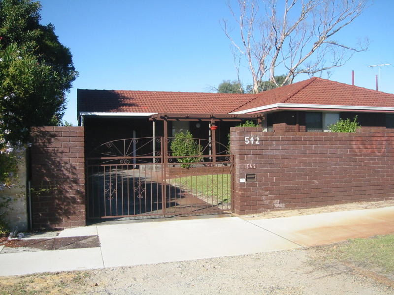 542 Walter Road, Bayswater, WA 6053 Property Details