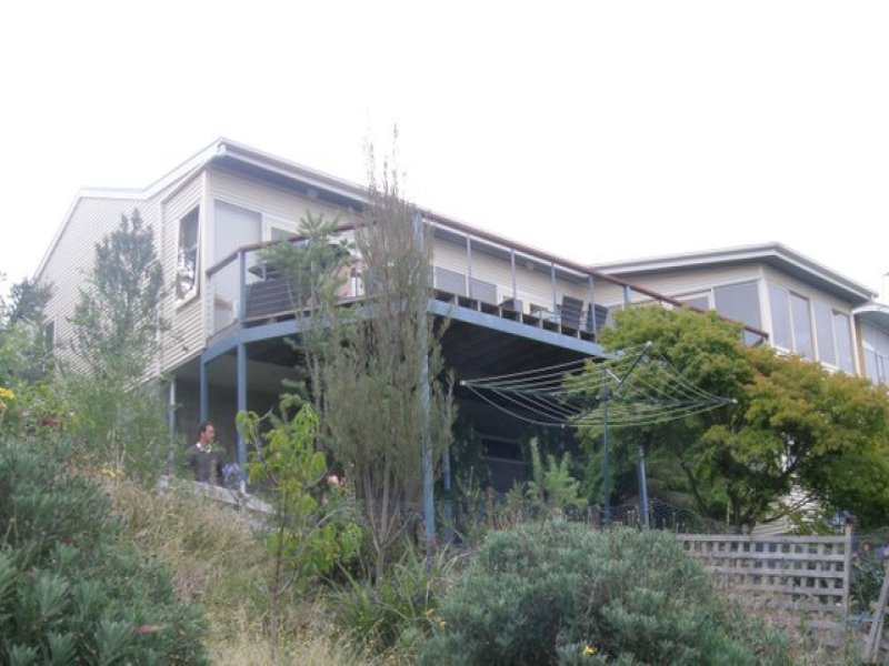 106 Flinders Esplanade, Taroona, Tas 7053 Property Details