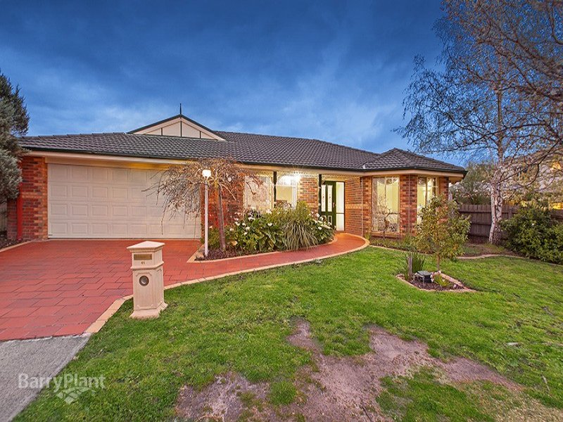 41 Domain Circuit, Beaconsfield, VIC 3807 - realestate.com.au