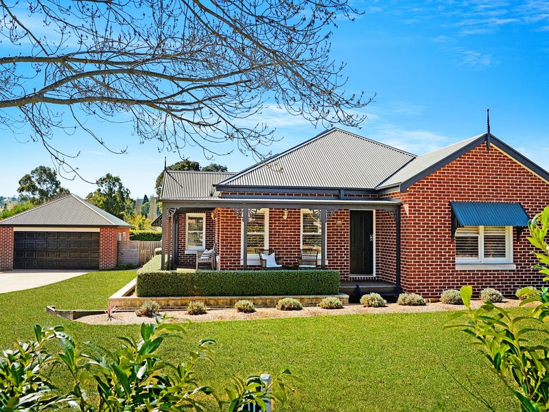 10 Denbigh Drive, Bowral, NSW 2576