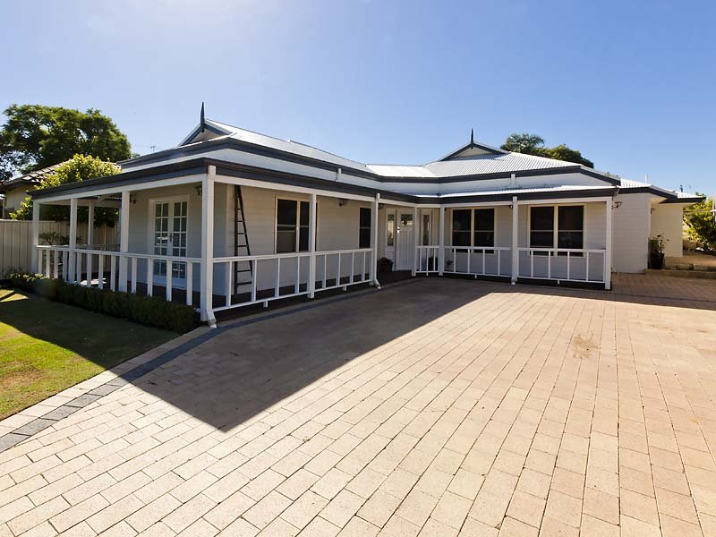 128 River View Avenue, South Guildford, WA 6055