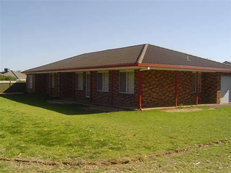 8A & 8B Murrayfield Drive, Dubbo, NSW 2830 Property Details