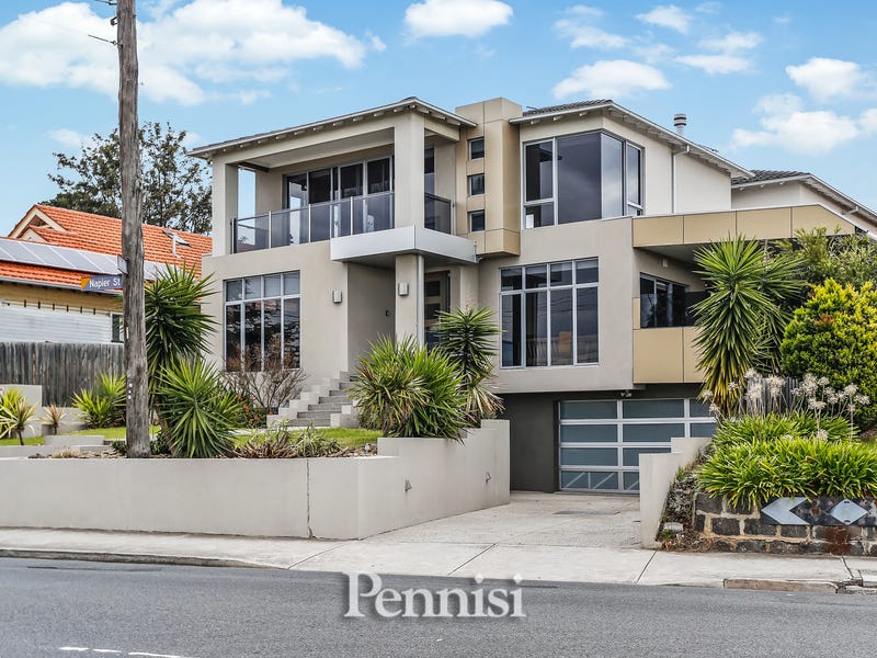 349 Napier Street, Strathmore, VIC 3041