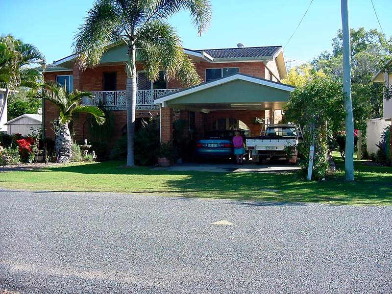 37 Redcliffe Avenue, Seaforth, QLD 4741