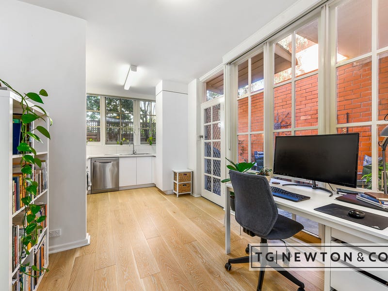 3/16 Springfield Avenue, Toorak, Vic 3142 Apartment for Sale