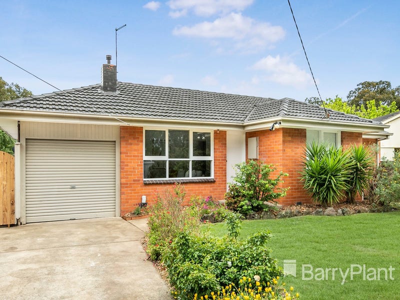 121 Cambridge Road, Mooroolbark, Vic 3138 Property Details