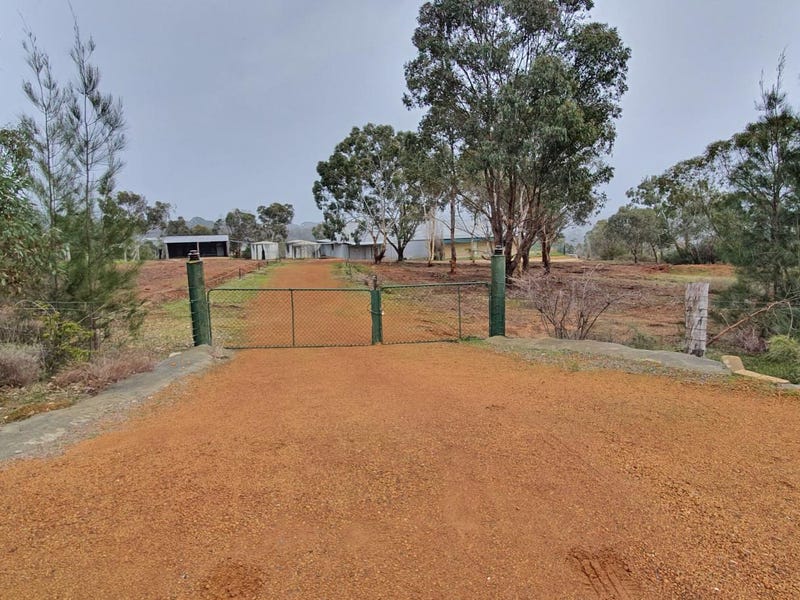 339 Meadowbrook Ramble, Bullsbrook, WA 6084 Property Details