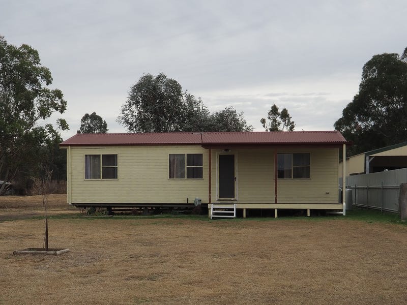 32 Long Street, Warialda, NSW 2402 Property Details