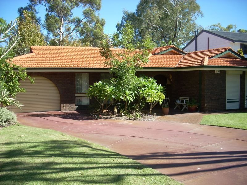 82 Regency Drive, Thornlie, WA 6108 Property Details