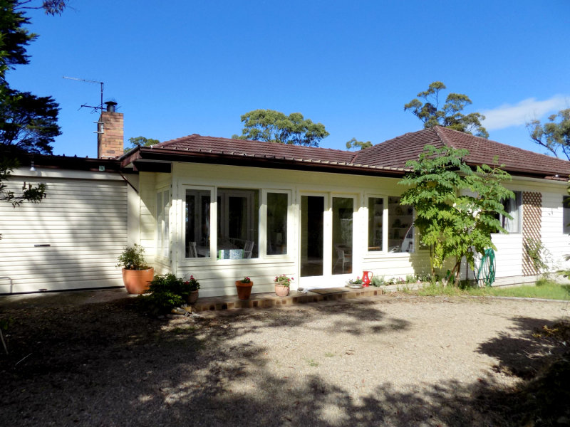 102 Railway Parade, Hazelbrook, NSW 2779 Property Details