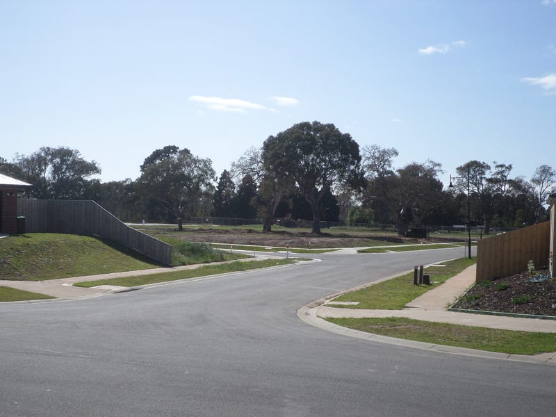 13 Sugargum Close, Sale, VIC 3850