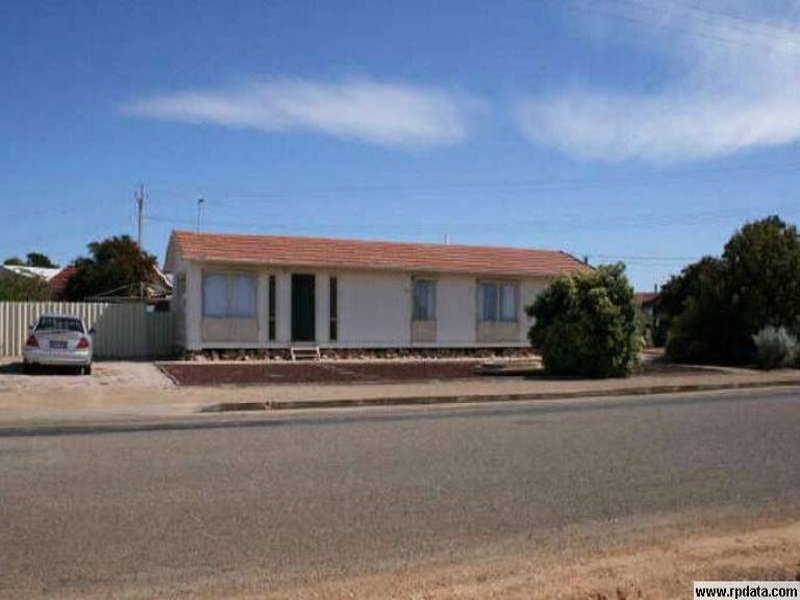 10 Esplanade, Ardrossan, SA 5571 Property Details