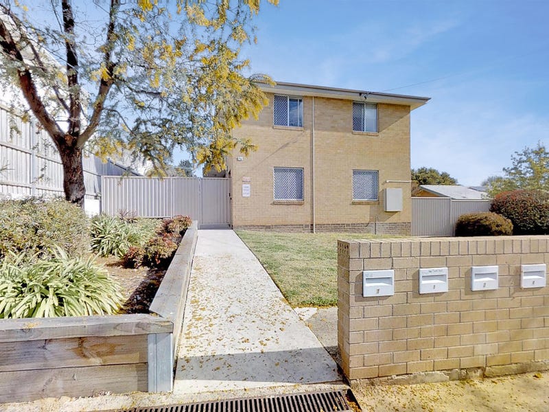 4/36 Henderson Road, Queanbeyan, NSW 2620 Property Details