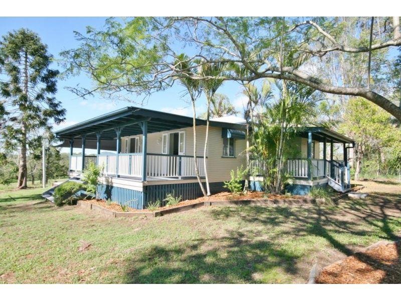 288 Mcintosh Creek Road, Jones Hill, Qld 4570