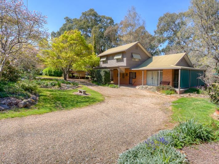 34 Toorak Road, Bright, Vic 3741 House for Sale