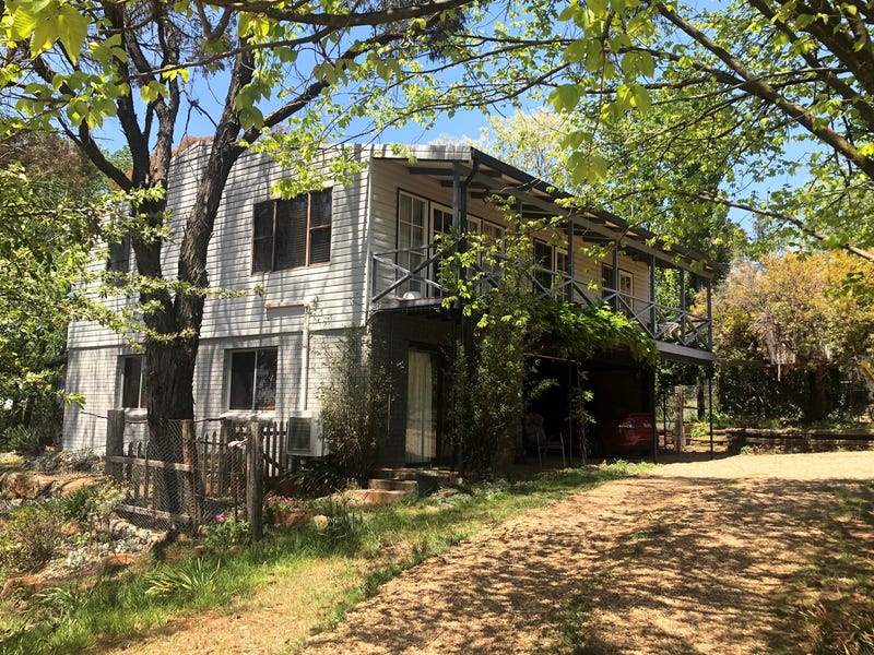 18 Carcoar Street, Spring Hill, NSW 2800