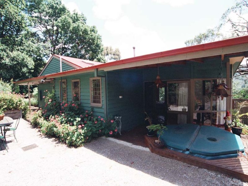 7 Forest View Lane, Upper Ferntree Gully, VIC 3156