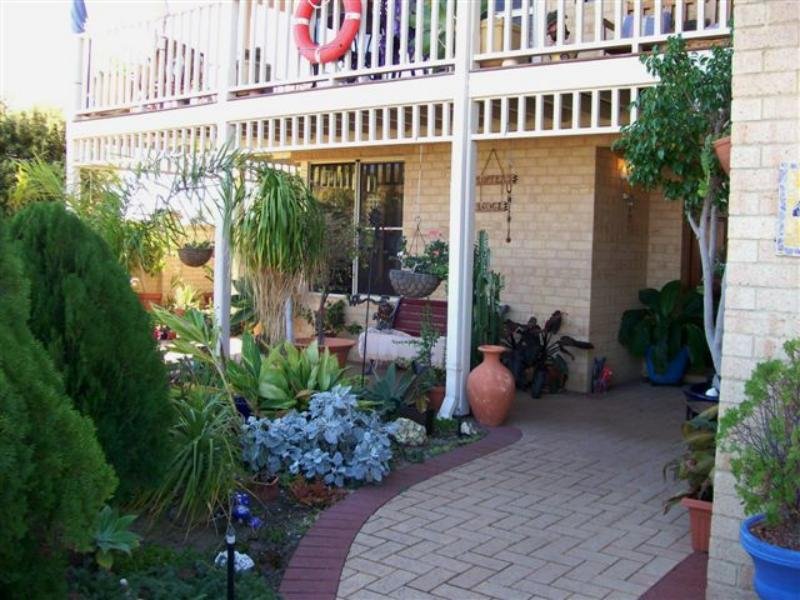 42 Rees Drive, Quinns Rocks, WA 6030