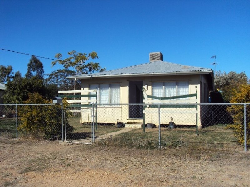132 Wren Street, Longreach, QLD 4730