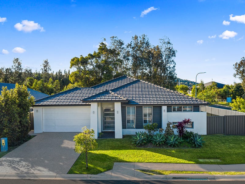 6 Little Cove Road, Emerald Beach, NSW 2456