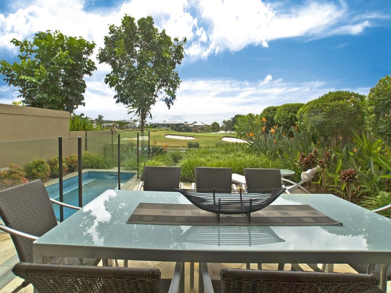 715 Glades Drive, Robina, Qld 4226 Property Details