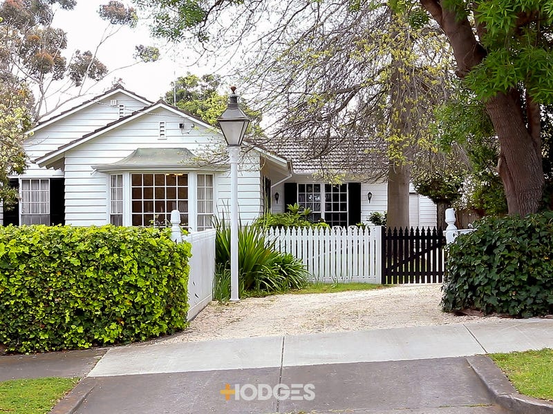 4 Windmill Street, Newtown, Vic 3220 Property Details