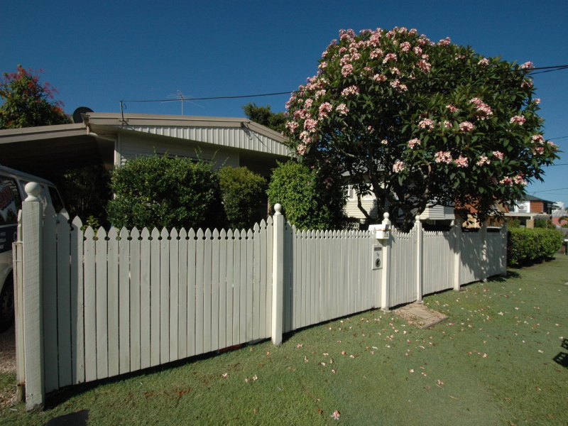 18 Cowen Street, Margate, QLD 4019