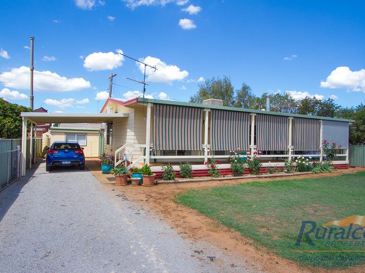 75 Namoi Street, Manilla, NSW 2346 Property Details