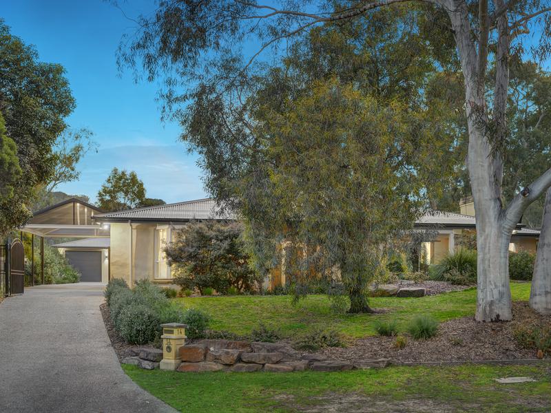 14 Blackwood Drive, Wonga Park, Vic 3115 House for Sale realestate