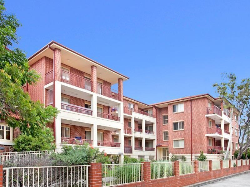 10/36 Firth Street, Arncliffe, NSW 2205 Property Details