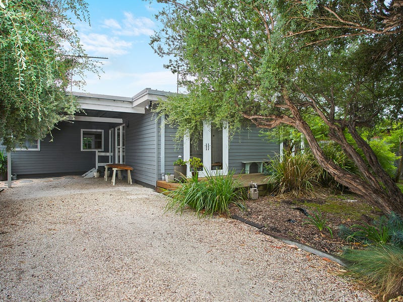 121 Fellows Road, Point Lonsdale, VIC 3225
