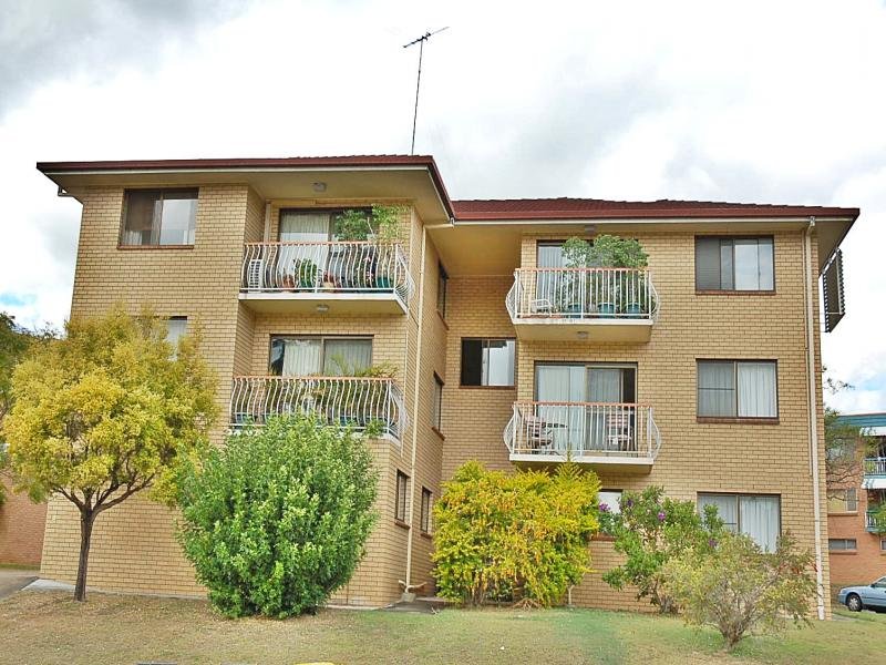 4/49 Greenmeadow Road, Mansfield, Qld 4122 Property Details