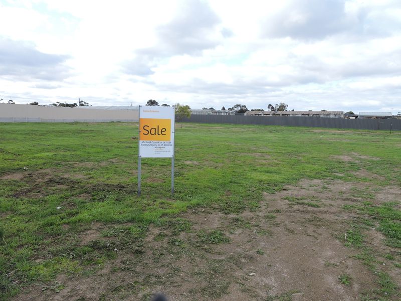 12 Sir John Cowan Avenue, Murray Bridge, SA 5253