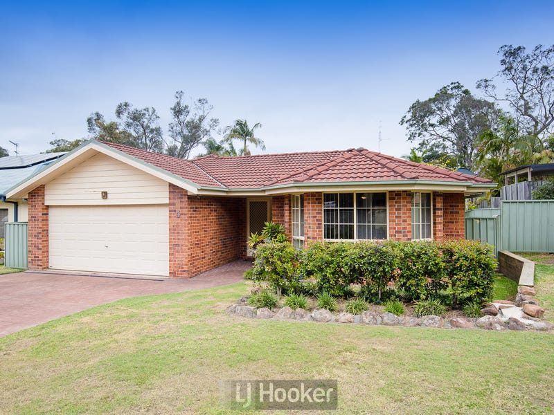 4 Lakeshore Close, Kilaben Bay, NSW 2283