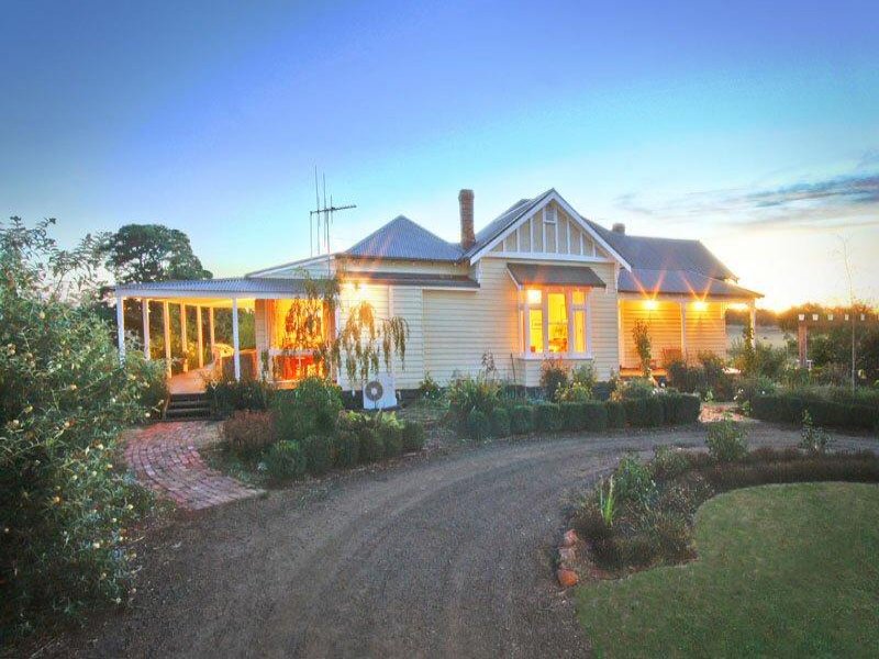 167 LauristonReservoir Road, Vic 3444 Property Details