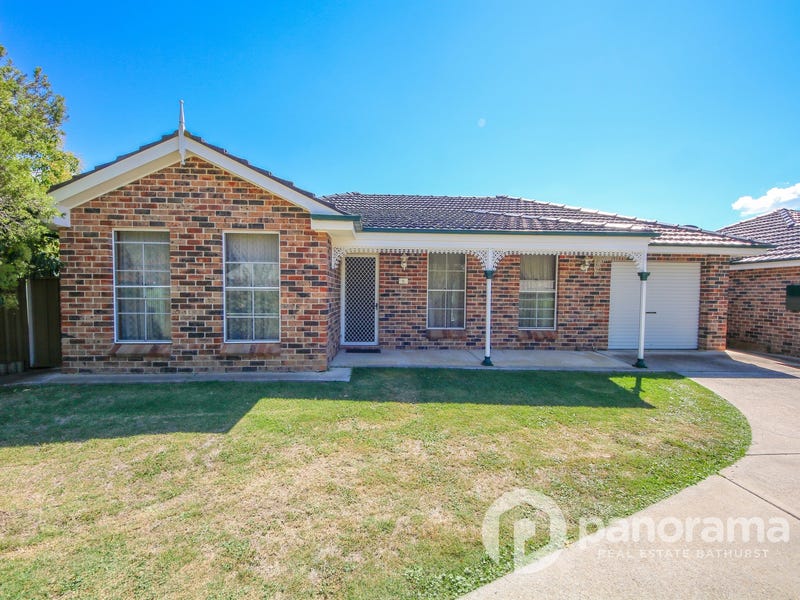 106 Piper Street, Bathurst, NSW 2795